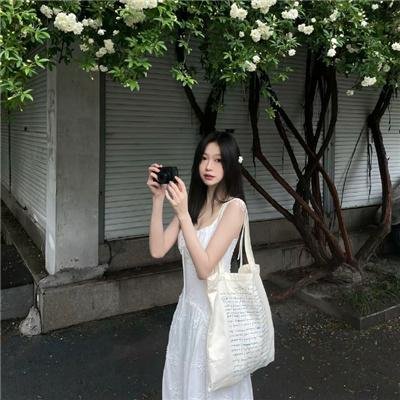 四月的女儿